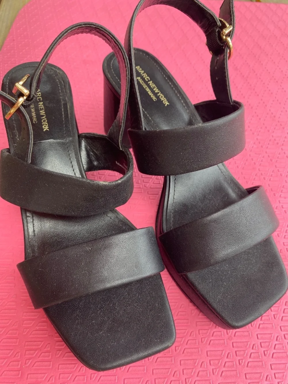 Marc New York Serena block heel sandal size 7 black